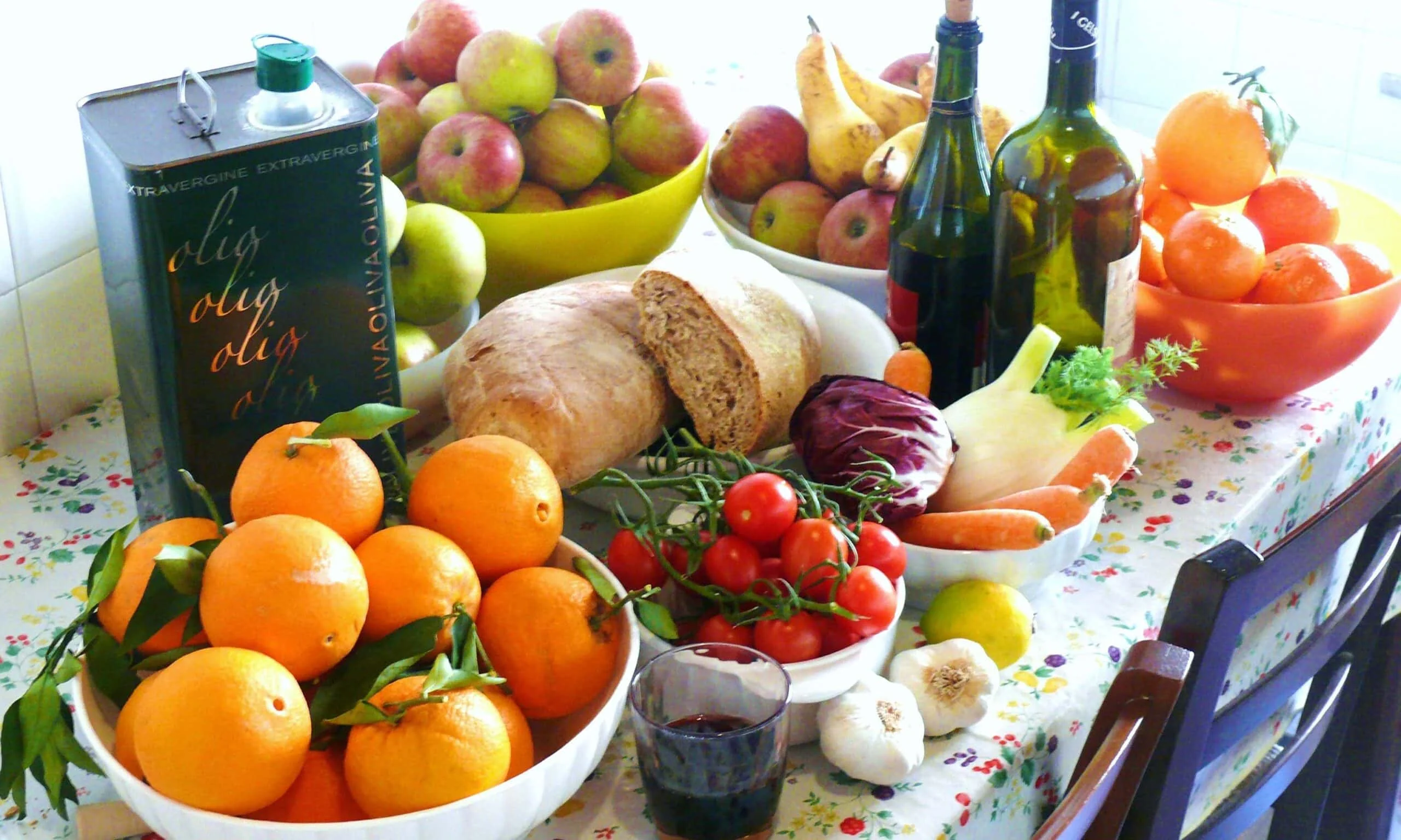 Quale alimento contiene l'acido etanoico?