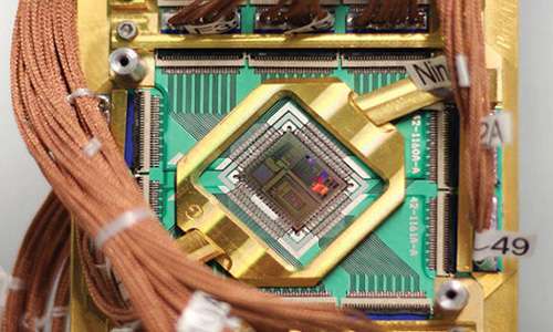 In un chip è nascosto come funziona un computer quantistico