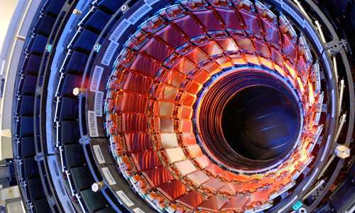 LHC del CERN di Ginevra, un enorme laboratorio per sapere cos'è l'antimateria.