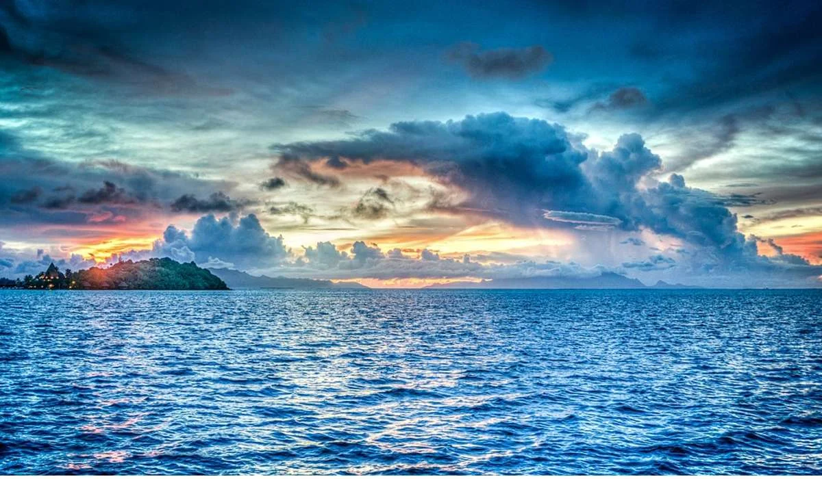 Dove possono formarsi degli allineamenti di fosse oceaniche?