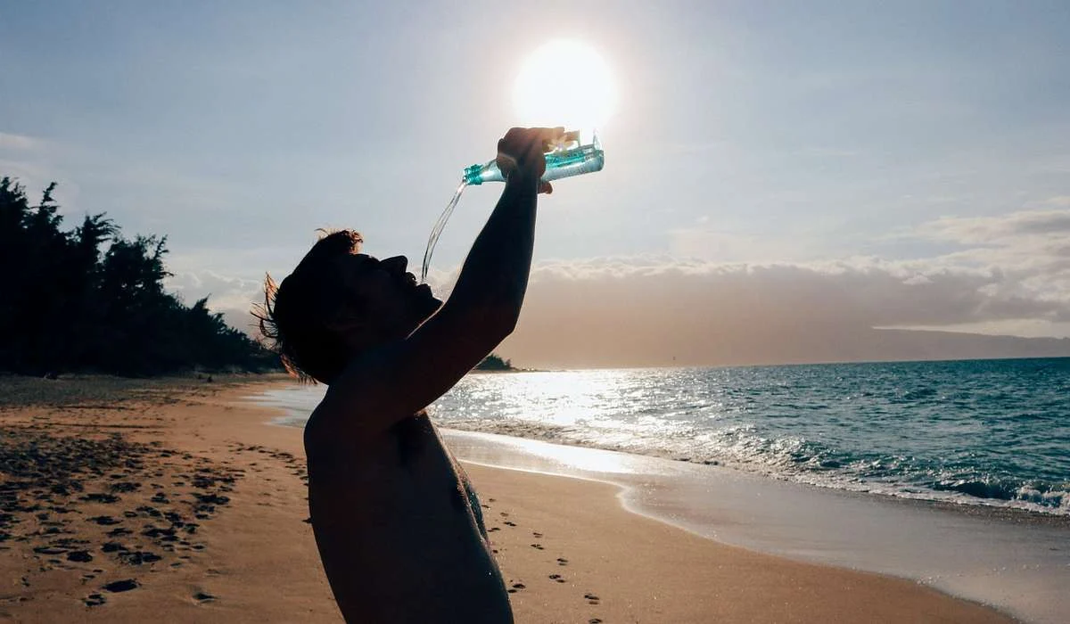 L'aumento dell'assunzione di acqua favorisce la perdita di peso?