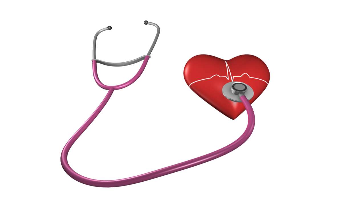 Uno stetofonendoscopio misura i livelli di colesterolo nel sangue che scorre nel cuore.