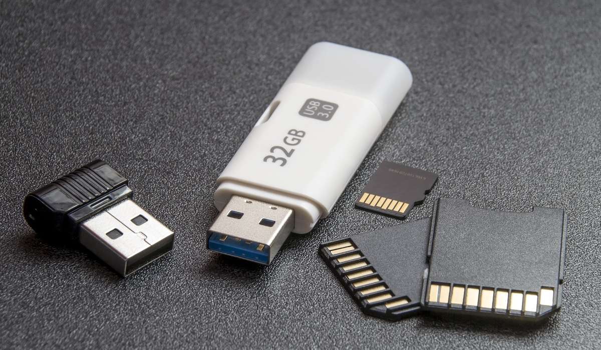 La memoria flash viene spesso utilizzata nei dispositivi portatili.