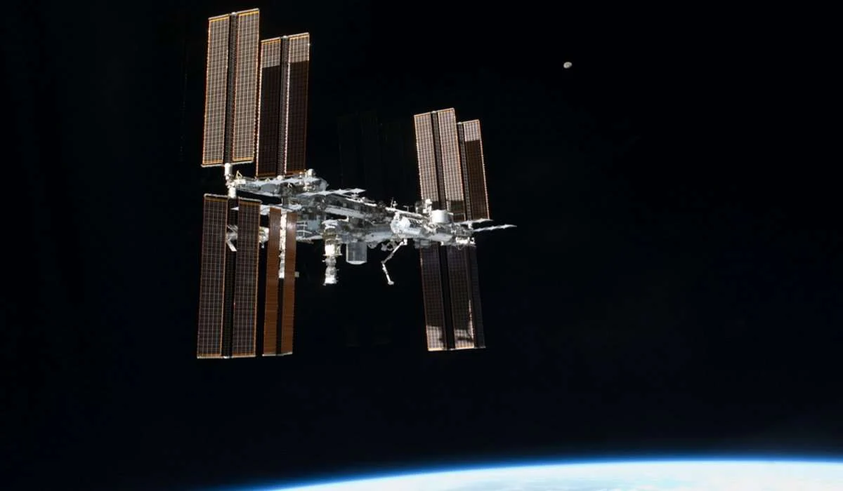 Può essere vista dalla Terra ad occhio nudo?